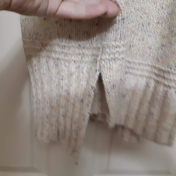 Reitmans Hi-Low Sweater NWT👌 - Picture 5 of 10